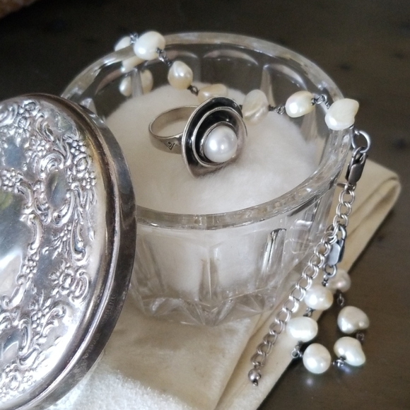 Silpada ~ Lily Pearl Ring - Picture 1 of 8